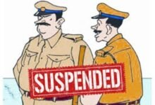 आदेश की अवहेलना पड़ी भारी, अर्जुंदा थाना प्रभारी और आरक्षक पर कार्रवाई