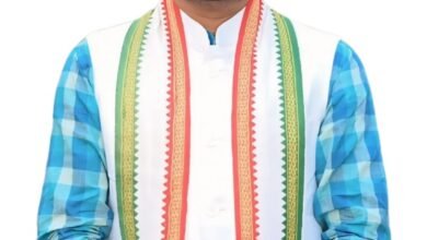 मुख्य नगर पालिका अधिकारी की कार्यप्रणाली के विरोध में आंदोलन