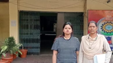 गिरफ्तार कर चुकी थी, जबकि अब तकनीकी जांच और पूछताछ के आधार पर साक्षी सिंह को दिल्ली से गिरफ्तार किया गया है।